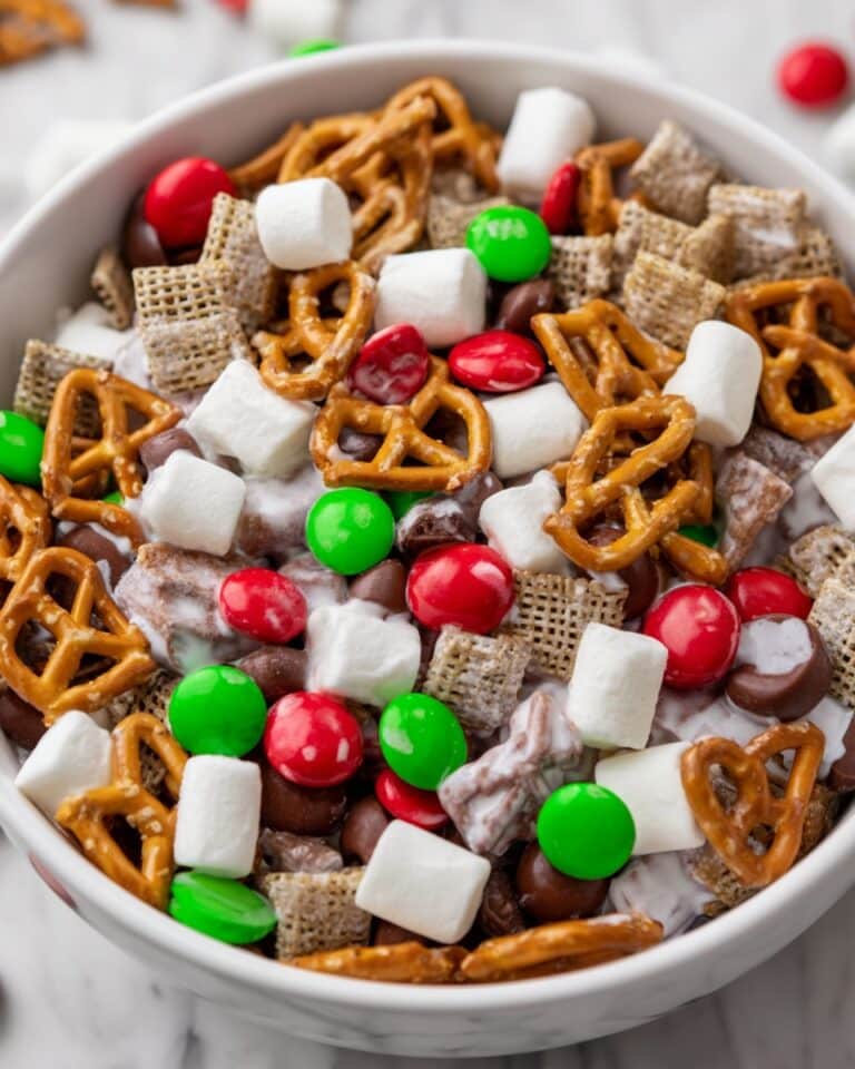 Holly Jolly Snack Mix Recipe